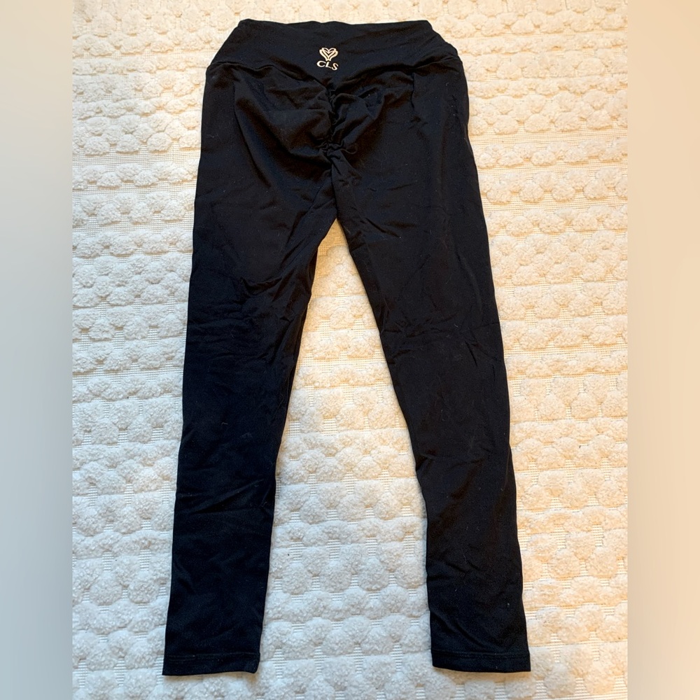 CLS Sportswear scrunch butt black leggings size XL. (preto confort, long)